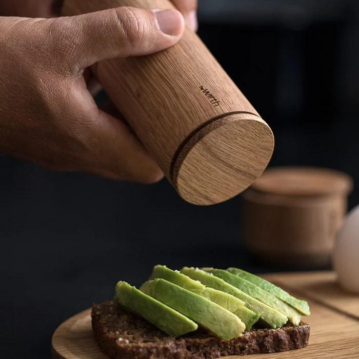 EKTA LIVING ‘Crush Me’ Salt or Pepper Grinder, Oiled Oak - Image 8