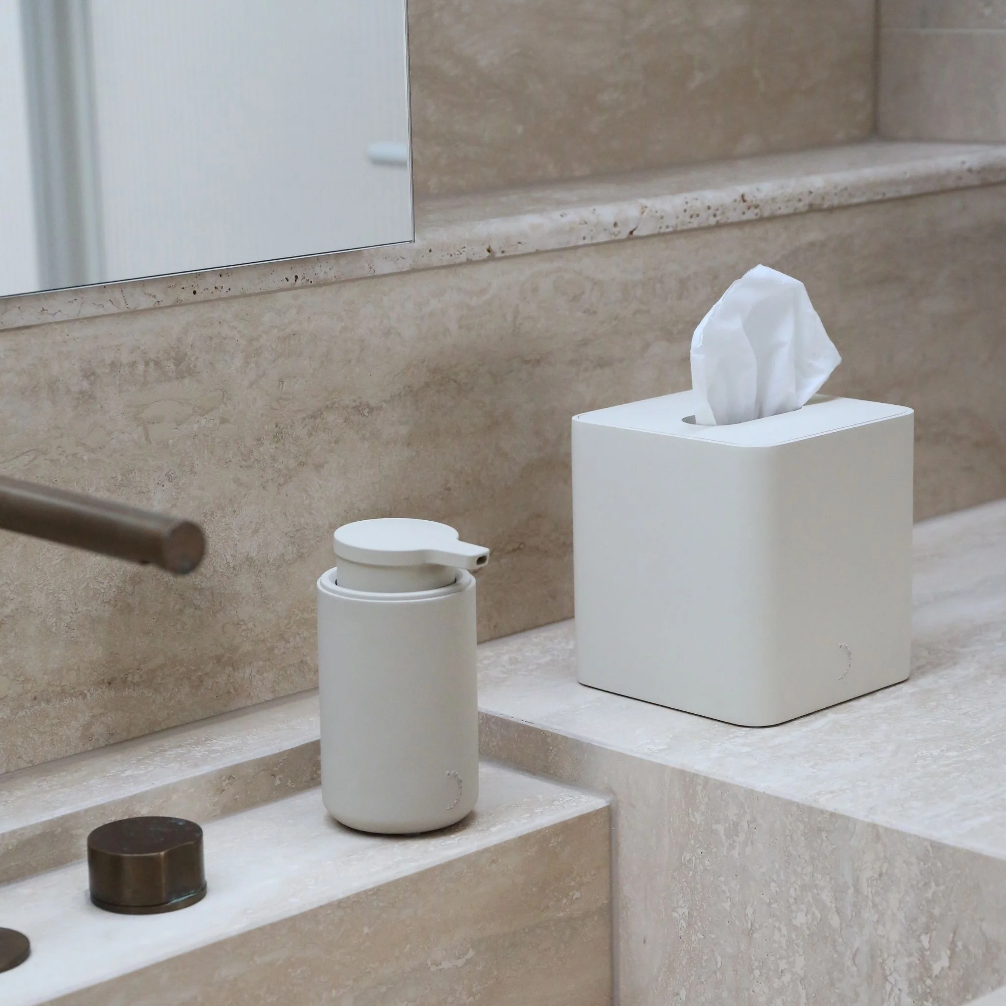 DESIGNSTUFF ARC Soap Dispenser, Sand - Image 6