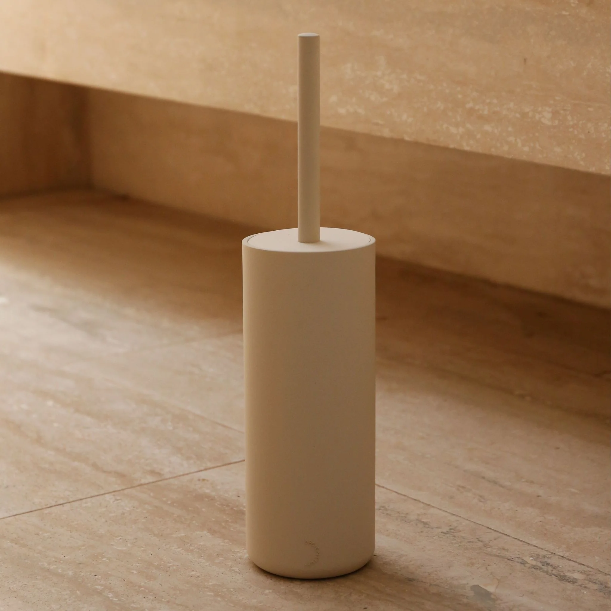 DESIGNSTUFF ARC Toilet Brush, Sand