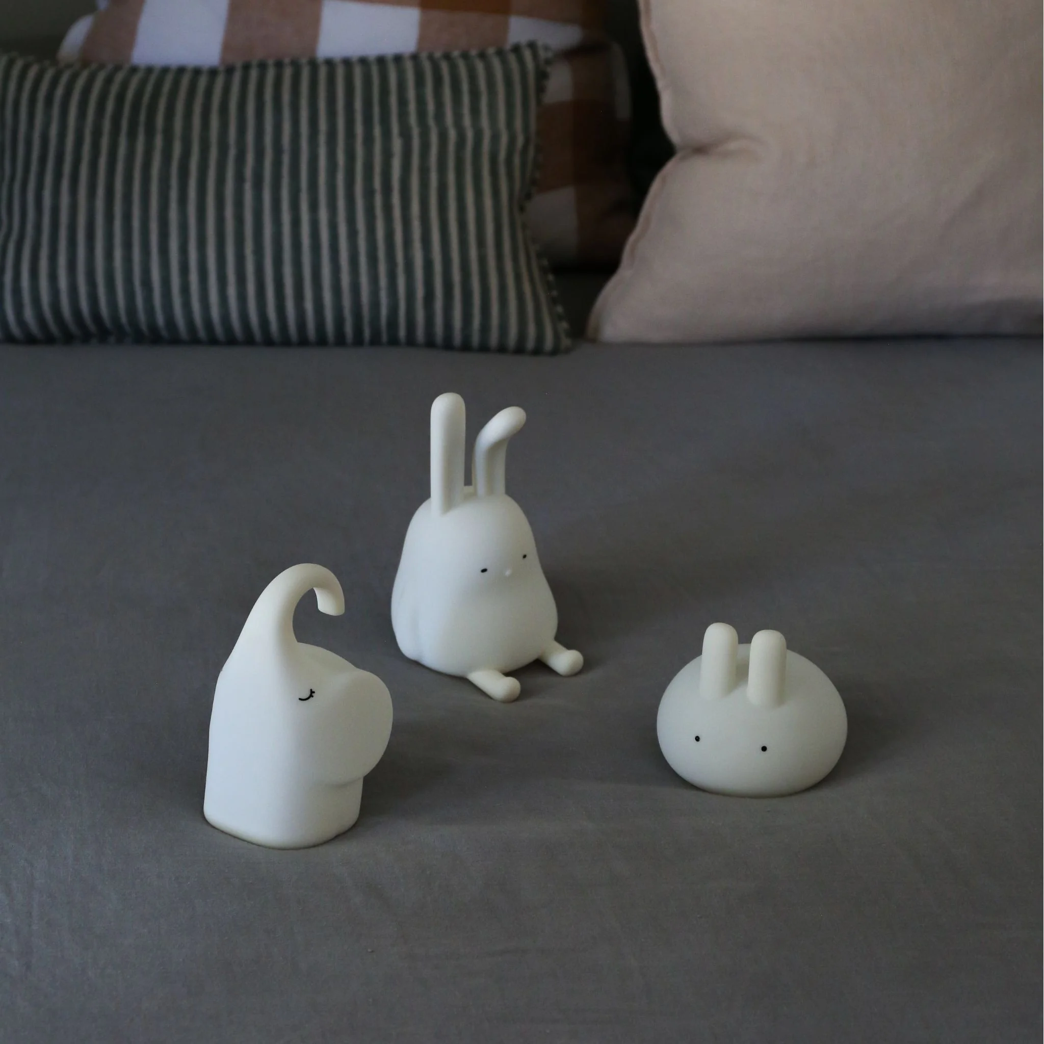 DESIGNSTUFF LUMA Bunny Night Lamp, White - Image 10