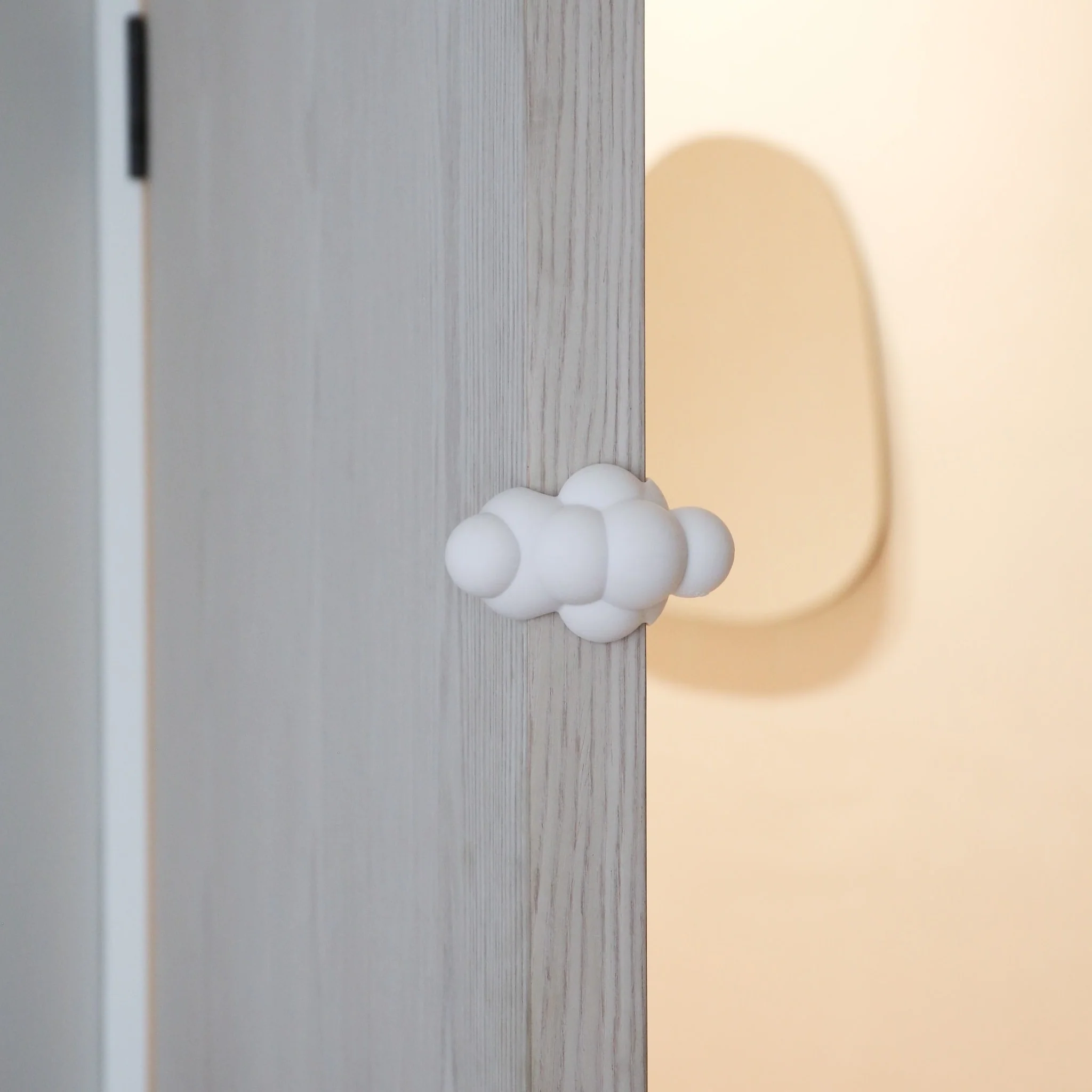 DESIGNSTUFF CUBI Cloud Door Stop, Chalk