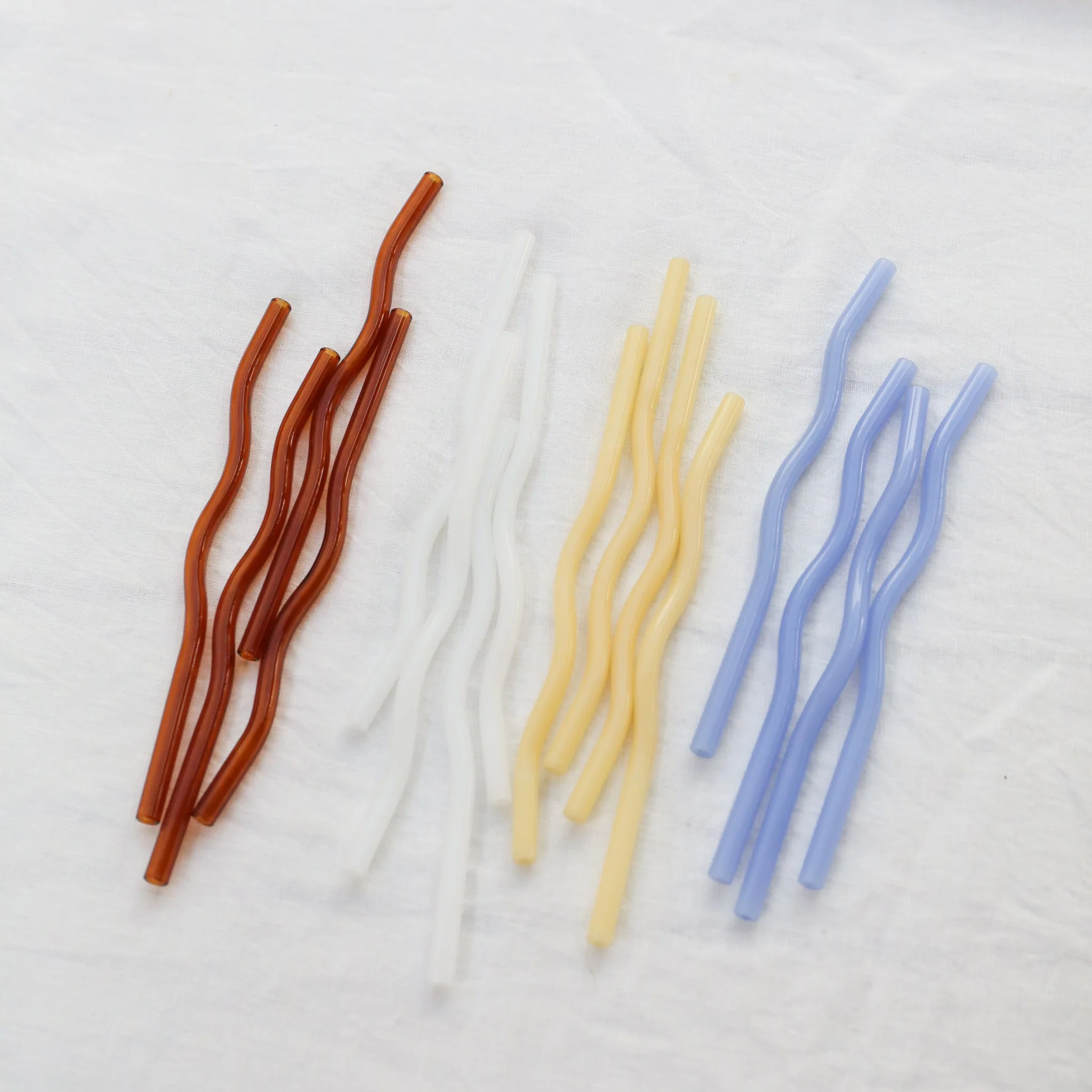 DESIGNSTUFF Curve Glass Straw, Lemon (Set of 4) - Image 7