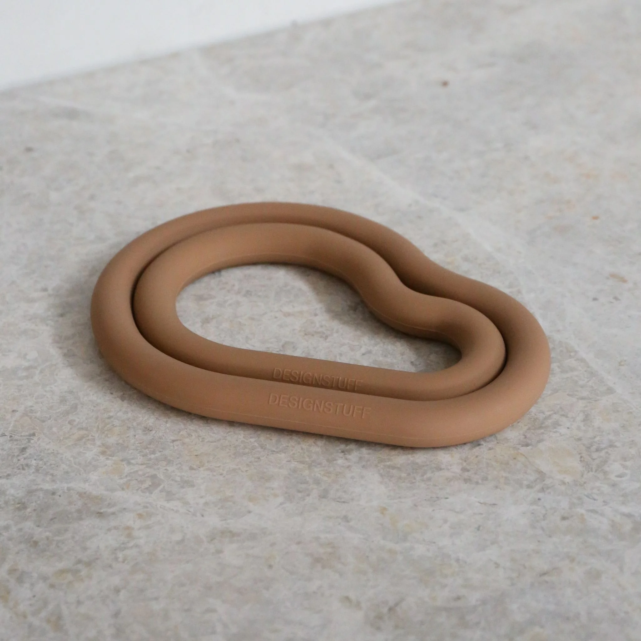 DESIGNSTUFF RUND Curve Silicone Trivet, Camel - Image 7