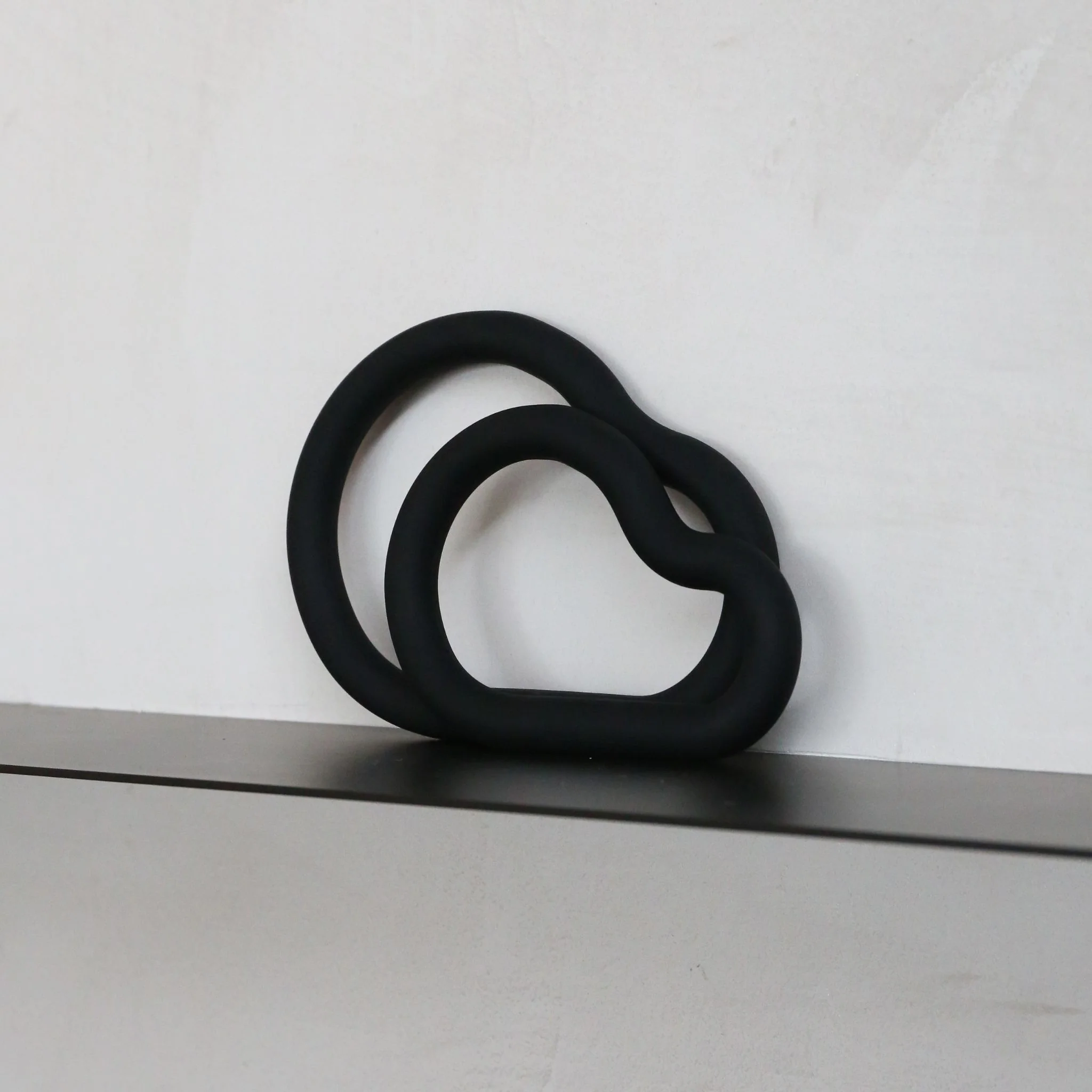 DESIGNSTUFF RUND Curve Silicone Trivet L, Black - Image 6