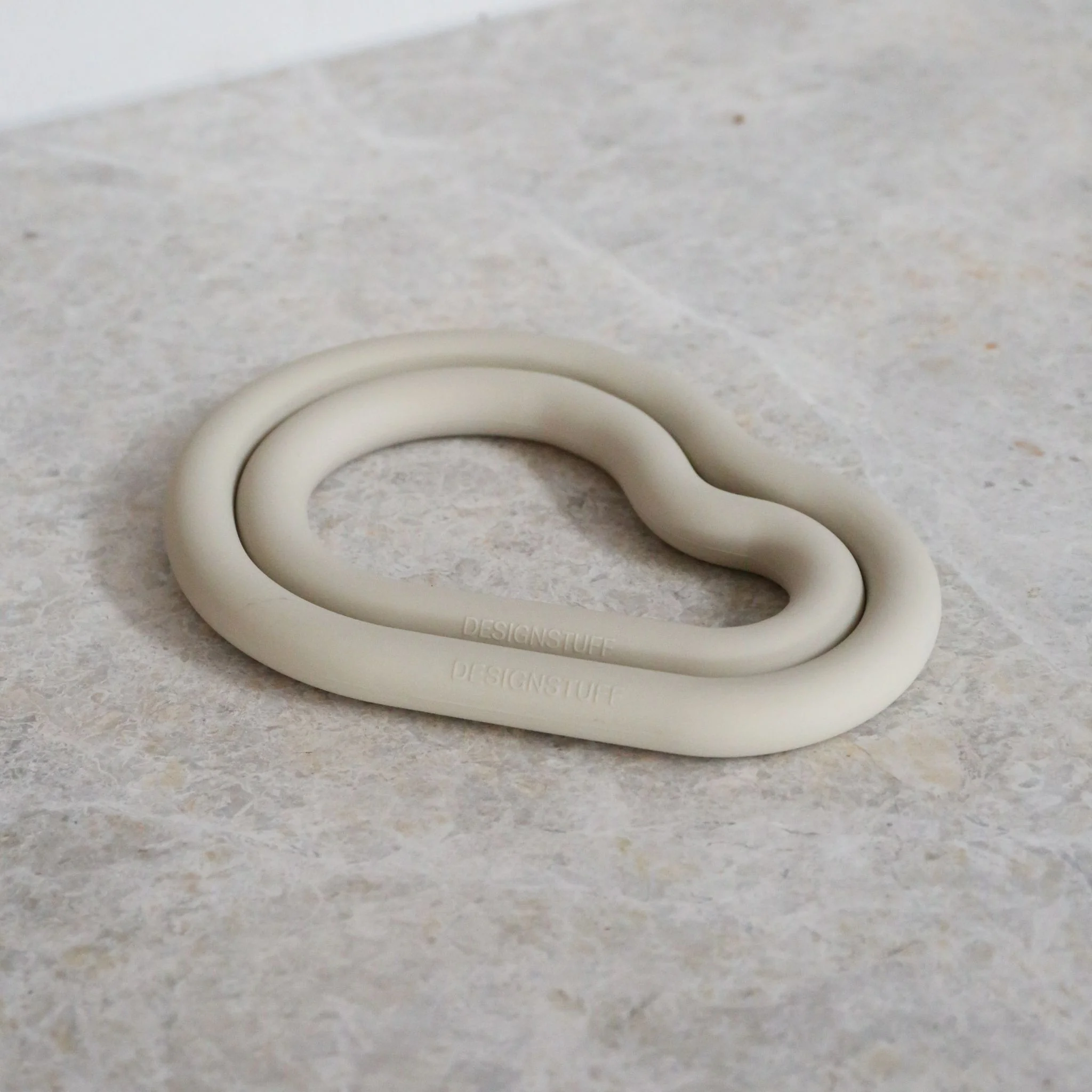 DESIGNSTUFF RUND Curve Silicone Trivet, Sand - Image 9