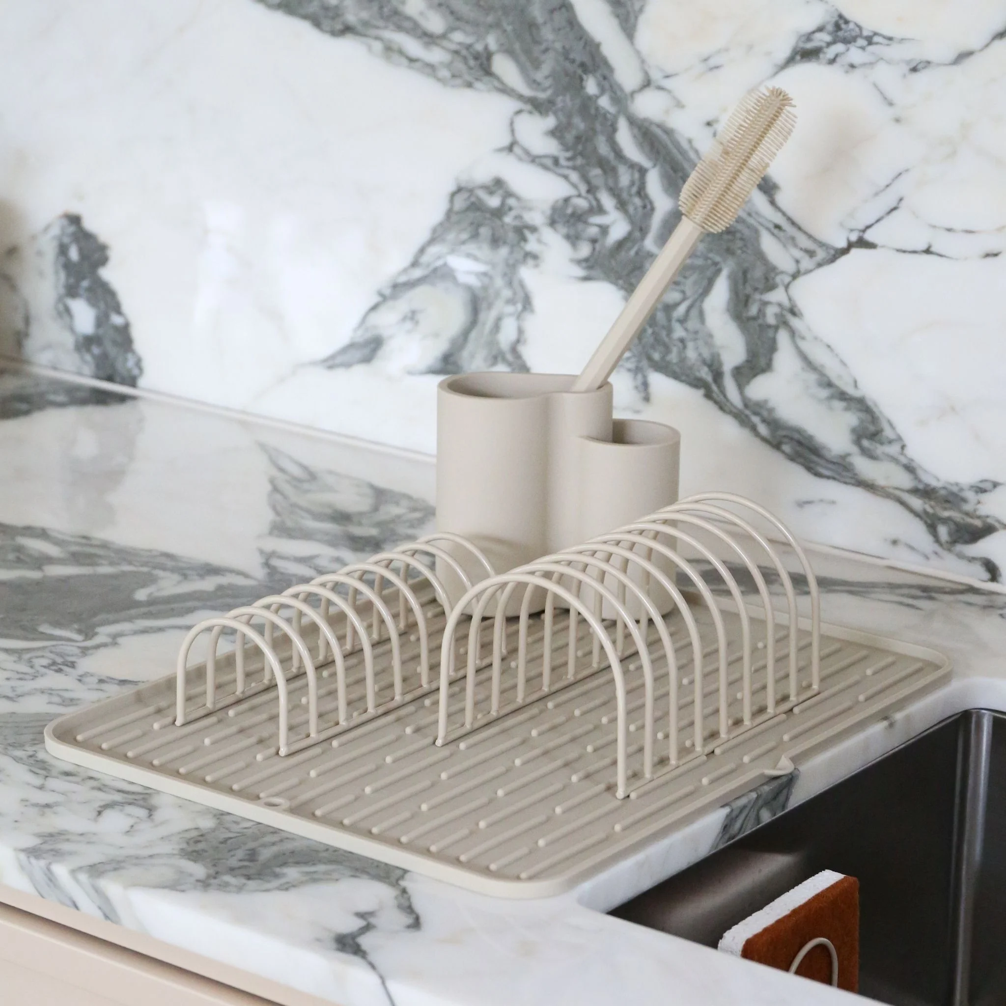 DESIGNSTUFF DRIP Dish Drainer, Sand (Set of 2) - Image 8
