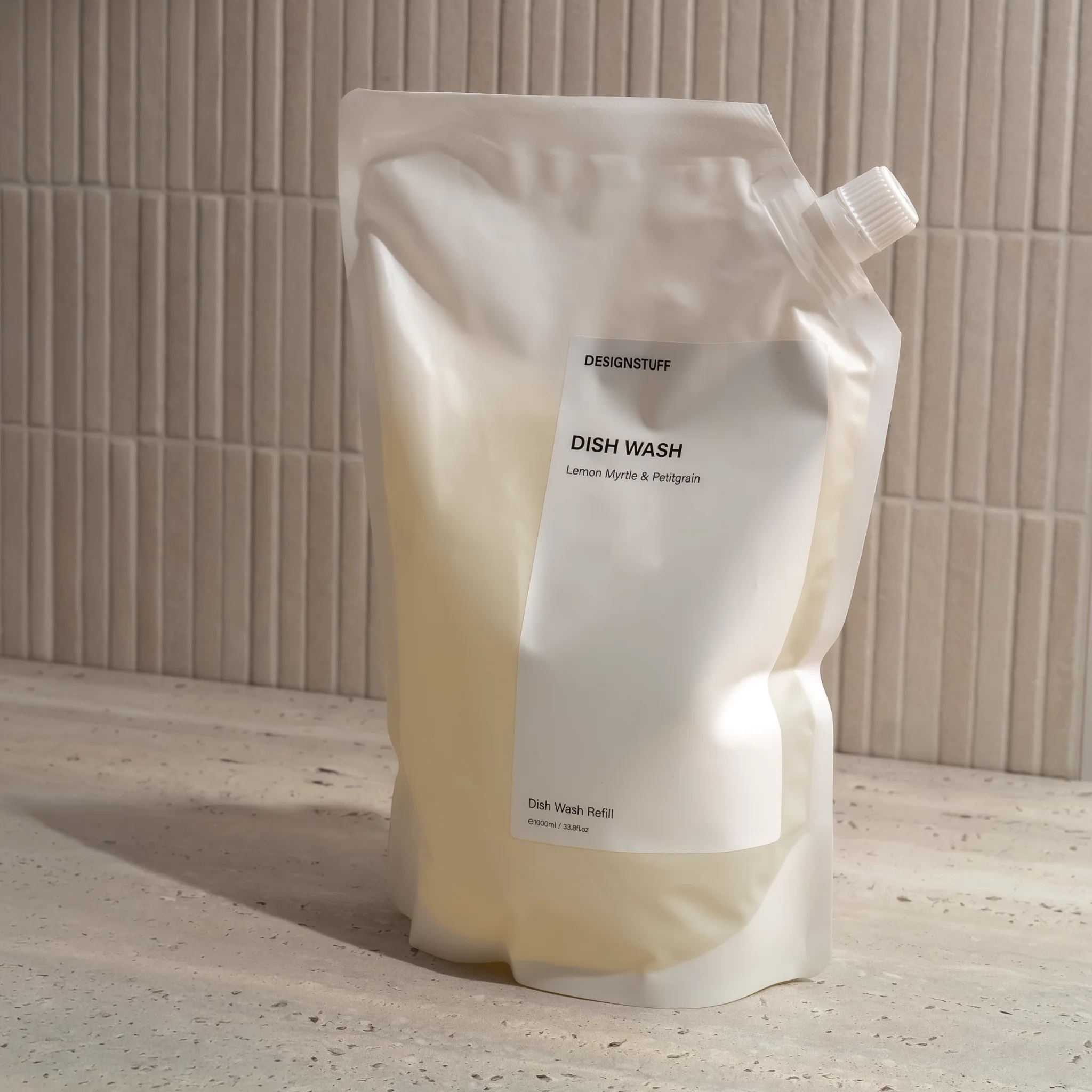DESIGNSTUFF Dish Wash Refill, Lemon Myrtle & Petitgrain, 1L - Image 2