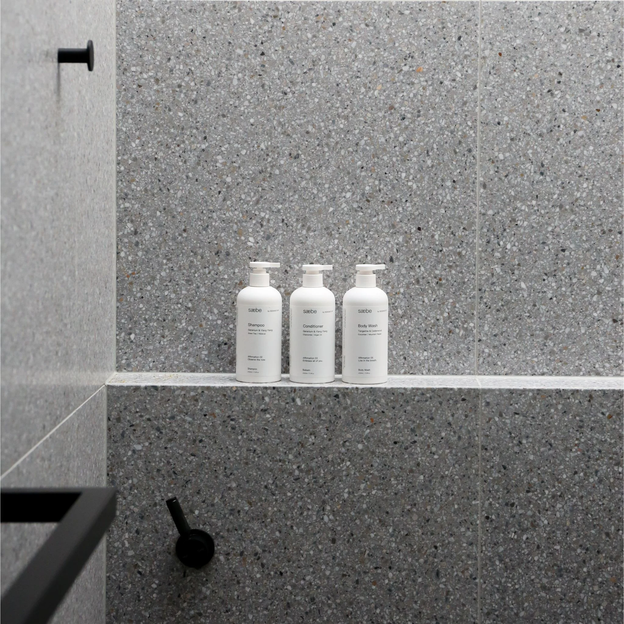 DESIGNSTUFF Saebe Shampoo, Geranium & Ylang Ylang, 500mL - Image 8