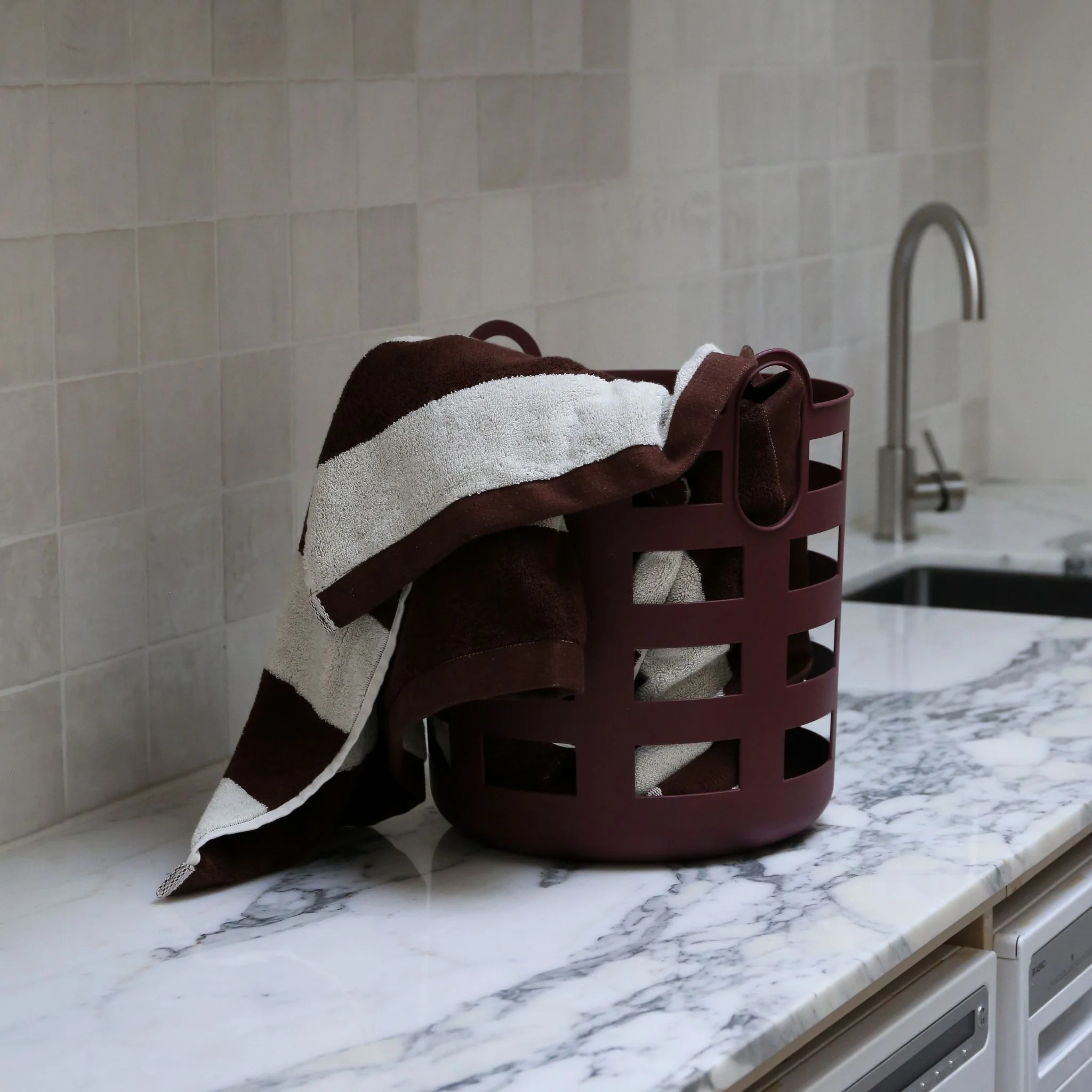ENKEL STUDIO Storage and Laundry Basket, Burgundy (Set of 2) - Image 5