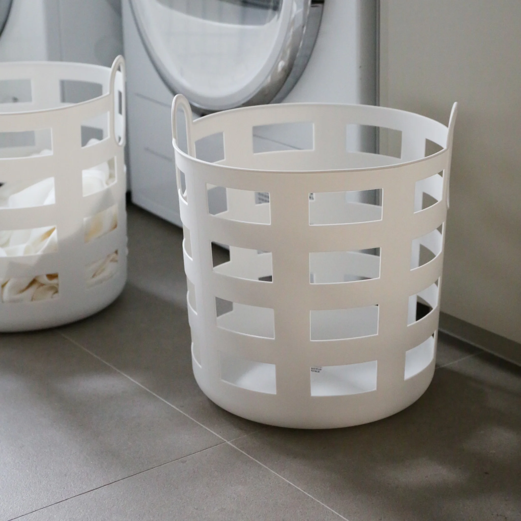 ENKEL STUDIO Storage and Laundry Basket, White (Set of 2) - Image 3