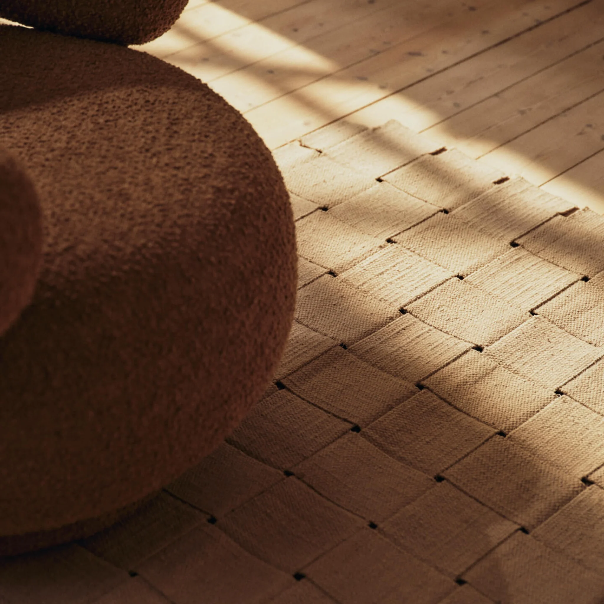 PRE-ORDER │ FERM LIVING Foundation Rug, 135x200cm, Cashmere - Image 4