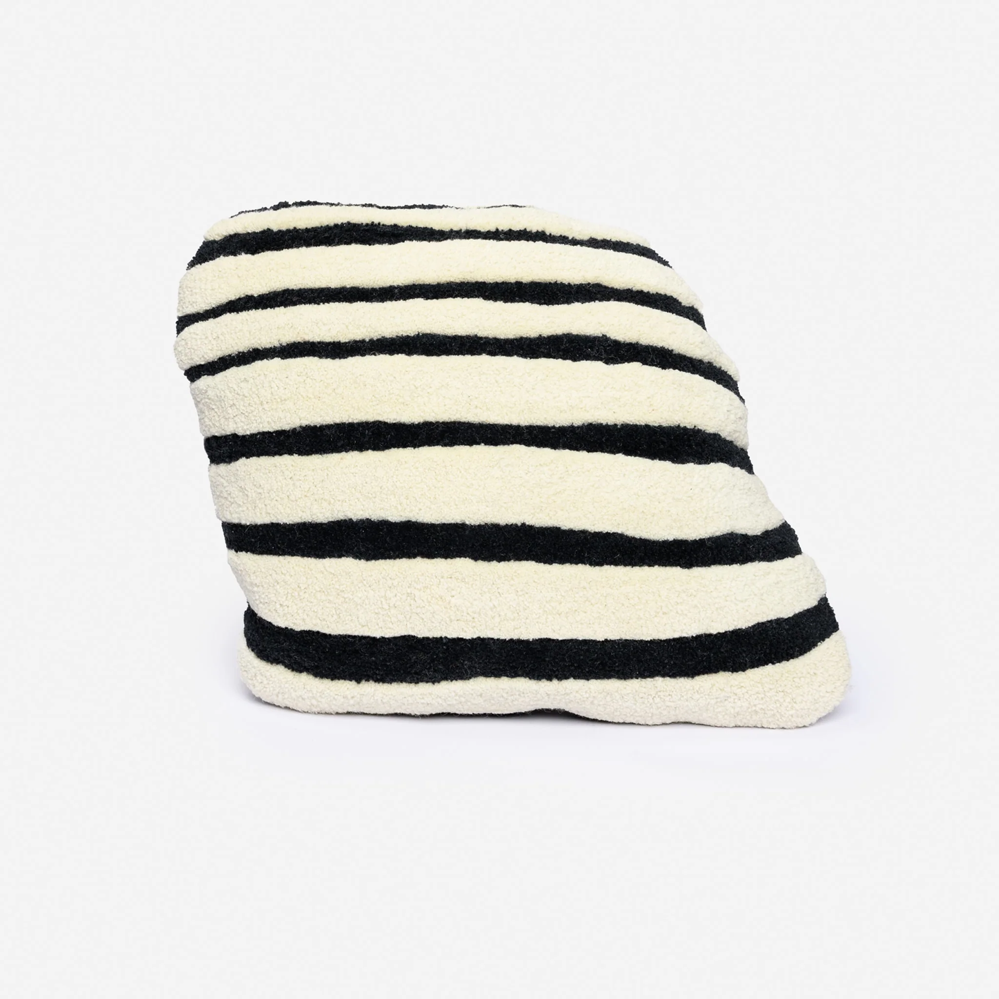 HAUS ÜGER Bonbon Cushion, 42x40cm, Off-White