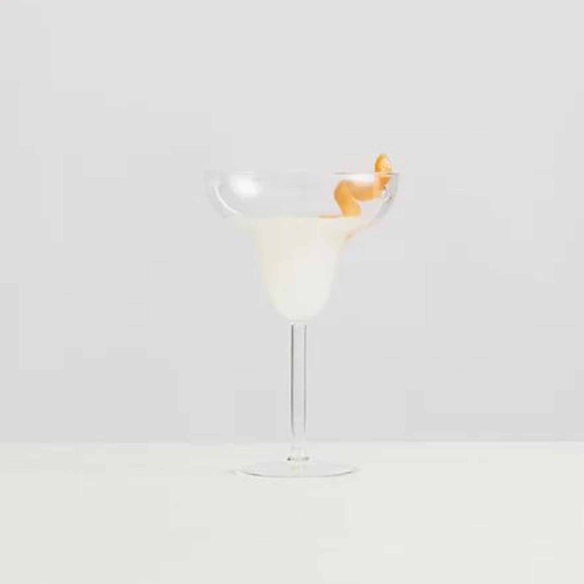 MAISON BALZAC Le Twist Cocktail Glass, Clear/Opaque Yellow - Image 2