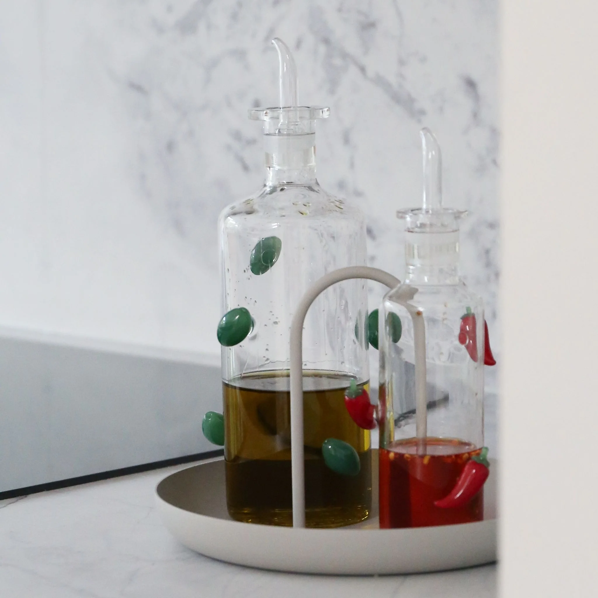 MAISON BALZAC The Olive Oil Bottle, Clear/Opaque Green, 550mL - Image 2