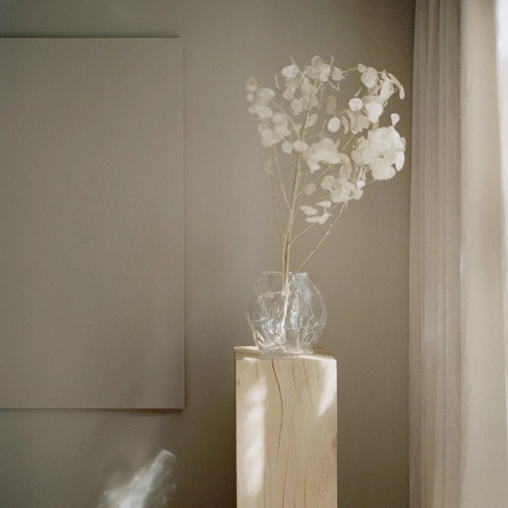 NEW WORKS Blaehr Vase Large, Clear Glass - Image 11