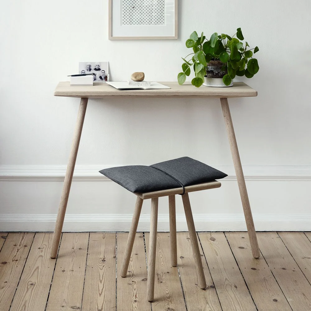 SKAGERAK Georg Stool, Oak/Dark Grey