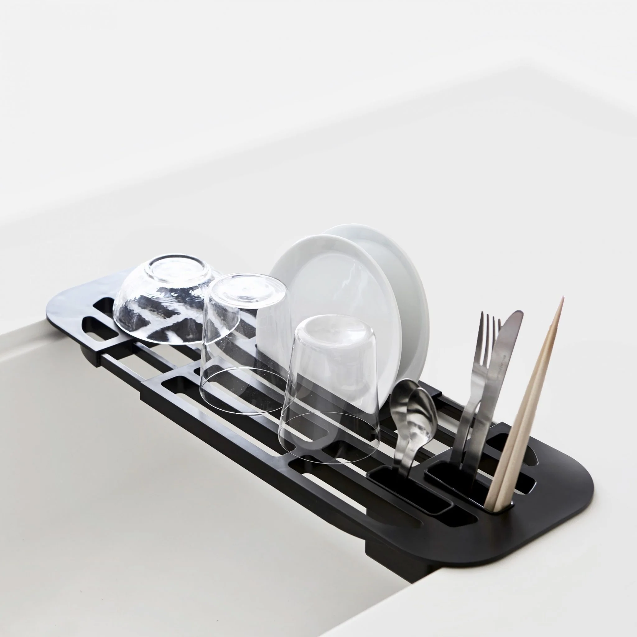YAMAZAKI Tower Sink Drainer / Dish Rack Black