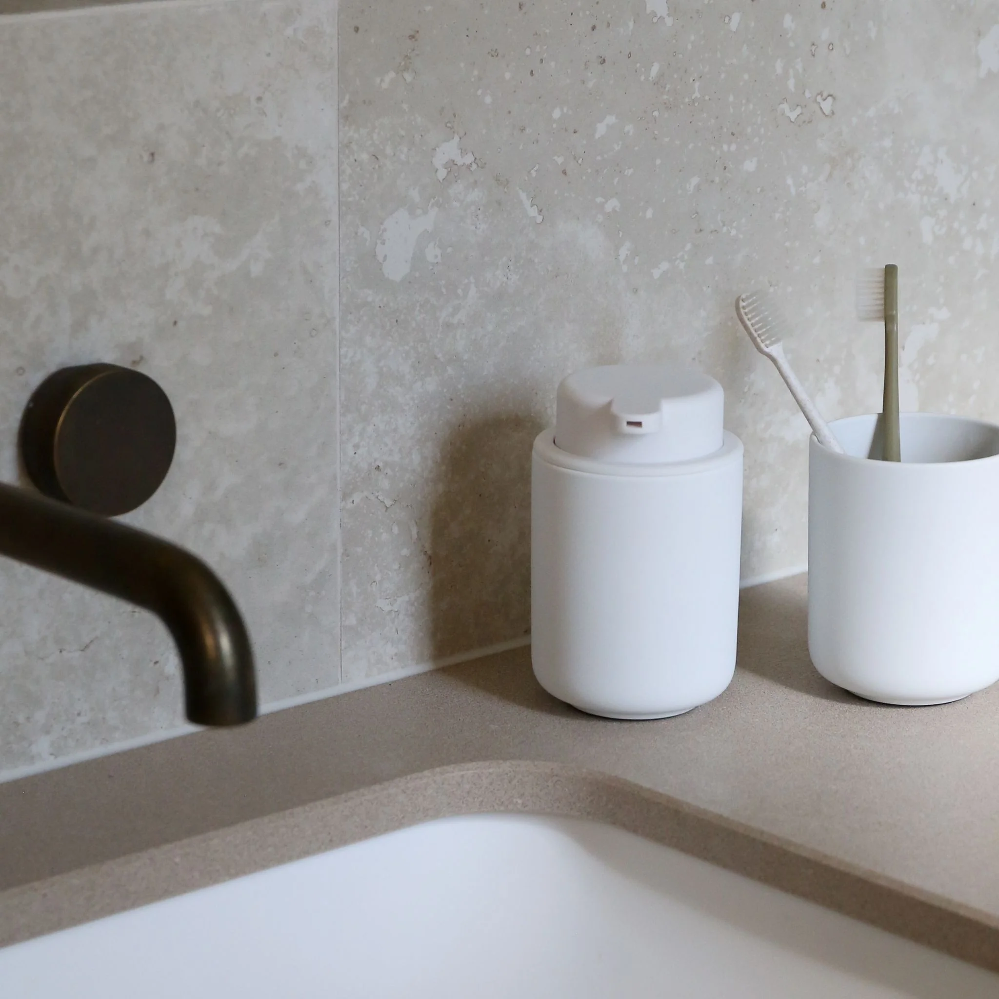 ZONE DENMARK Ume Soap Dispenser 250ml, H12.8cm, White - Image 4